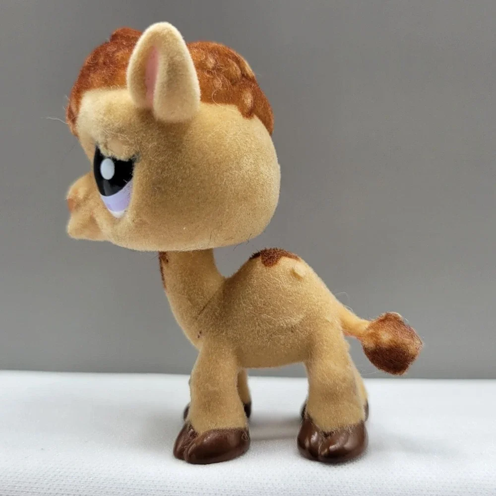 Littlest Pet Shop LPS #997 Camel Flocked Horse Figure Brown & Tan Hasbro